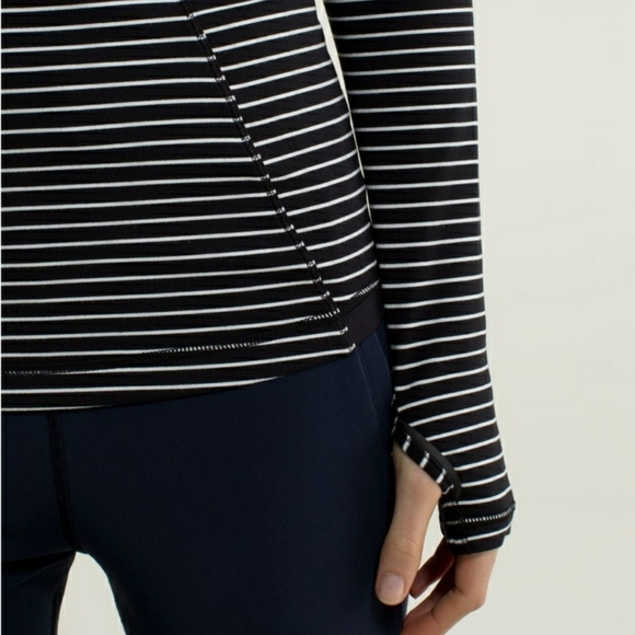 Lululemon Base Runner Long Sleeve - Picture 4 of 12